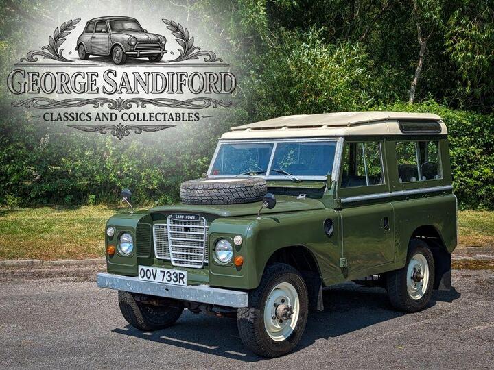 Land Rover Series III 88" Safari (7 Seats)