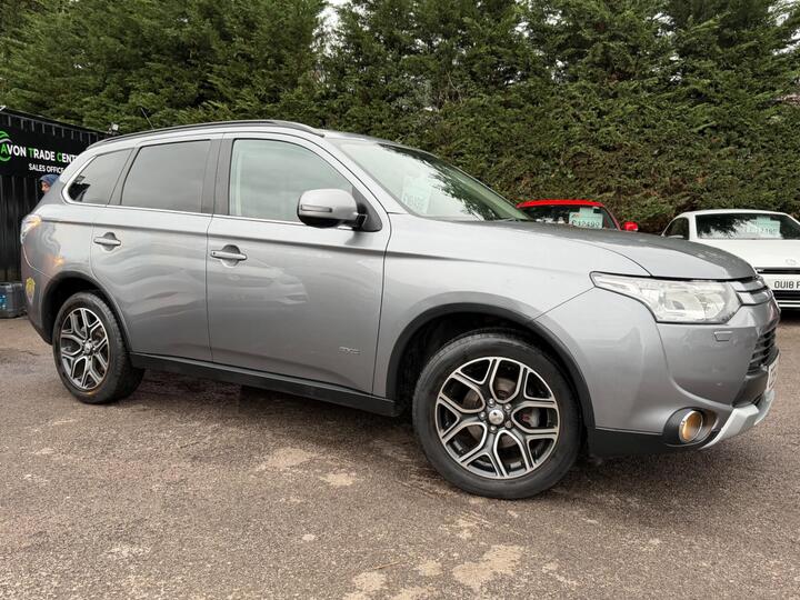 Mitsubishi Outlander 2.2 DI-D GX4 4WD Euro 5 (s/s) 5dr