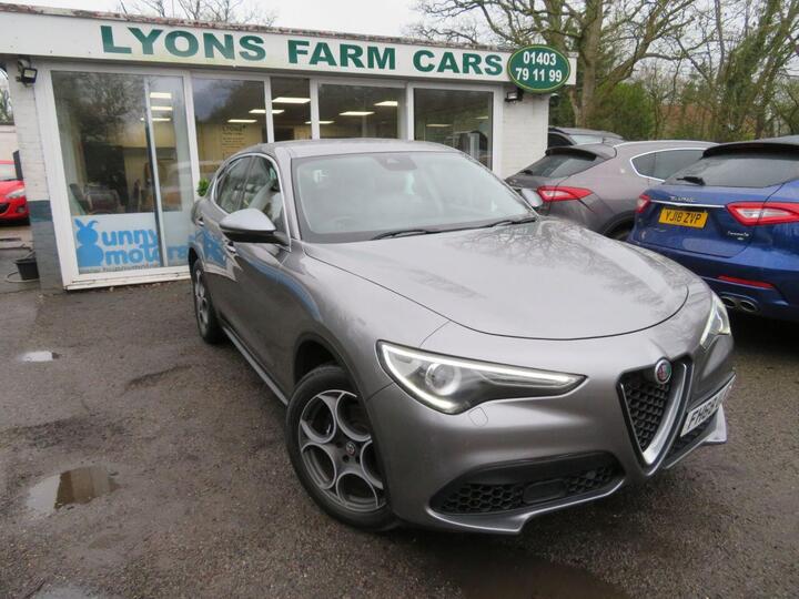 Alfa Romeo STELVIO 2.0T Speciale Auto Q4 AWD Euro 6 (s/s) 5dr