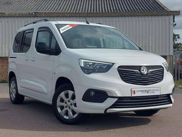 Vauxhall Combo Life 50kWh SE Auto 5dr (5 Seat, 7.4kW Charger)