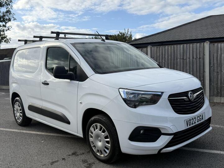 Vauxhall COMBO 1.5 Turbo D 2000 Sportive Panel Van 5dr Diesel Manual L1 H1 Euro 6 (100 Ps) REAR SENSORS, AIR CON, DAB