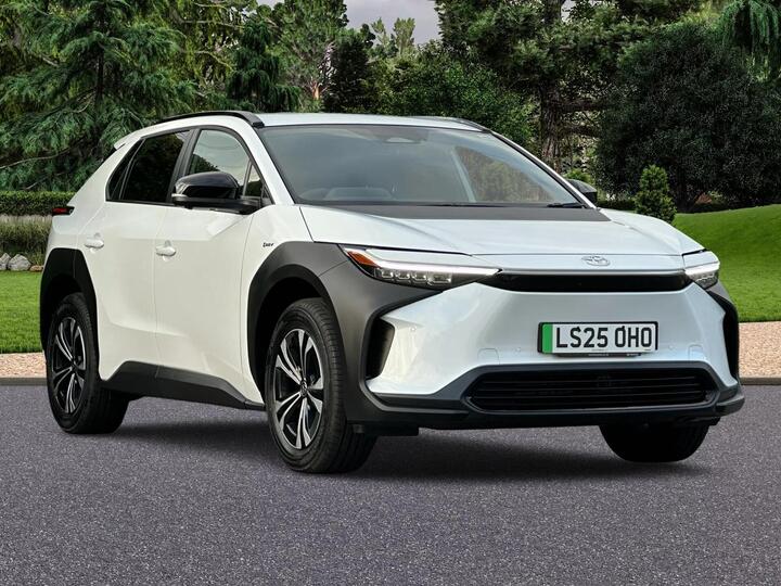 Toyota BZ4X 71.4kWh Motion Auto 5dr (11kW OBC) Toyota BZ4X 71.4kWh Motion Auto 5dr (11kW OBC)