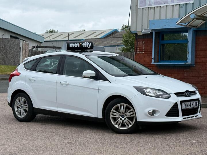 Ford Focus 1.6 TDCi Titanium Navigator Euro 5 (s/s) 5dr