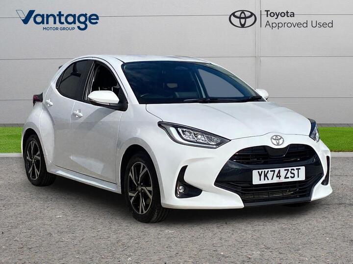 Toyota Yaris 1.5 VVT-h Design E-CVT Euro 6 (s/s) 5dr