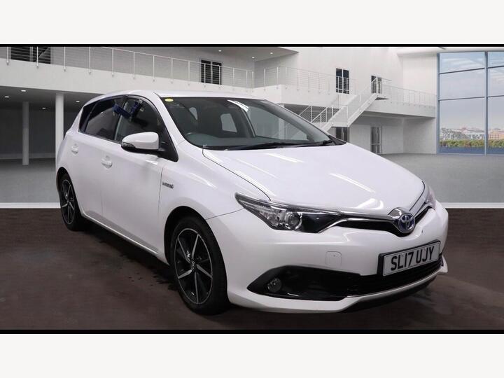 Toyota Auris 1.8 VVT-h Design CVT Euro 6 (s/s) 5dr (Safety Sense)