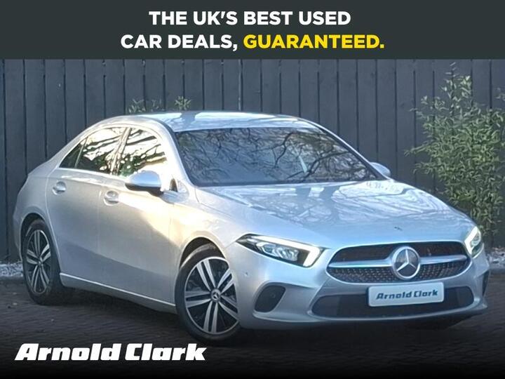 Mercedes-Benz A Class 1.3 A180 Sport (Executive) 7G-DCT Euro 6 (s/s) 4dr Mercedes-Benz A Class 1.3 A180 Sport (Executive) 7G-DCT Euro 6 (s/s) 4dr