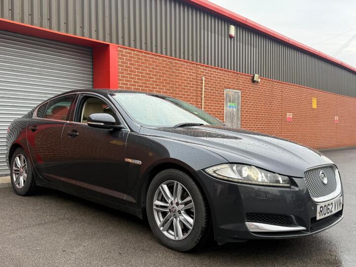 Jaguar XF 2.2d Luxury Auto Euro 5 (s/s) 4dr