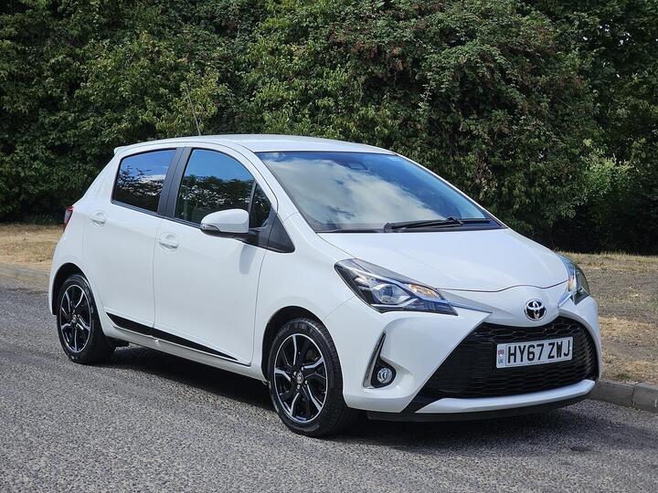 Toyota Yaris 1.5 VVT-i Design CVT Euro 6 5dr