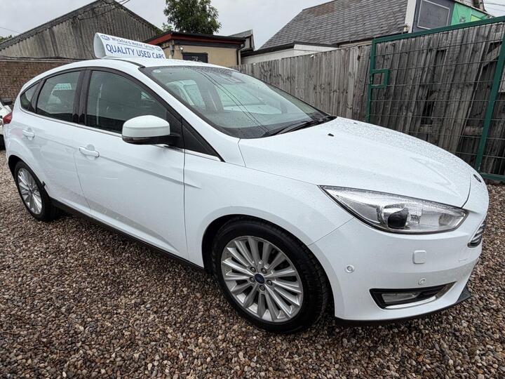 Ford Focus 1.0T EcoBoost Titanium X Euro 6 (s/s) 5dr