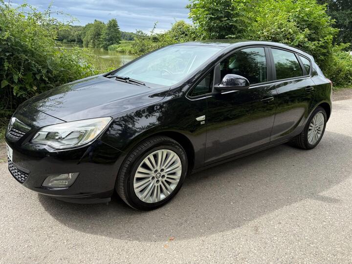 Vauxhall Astra 1.4 16v Excite Euro 5 5dr
