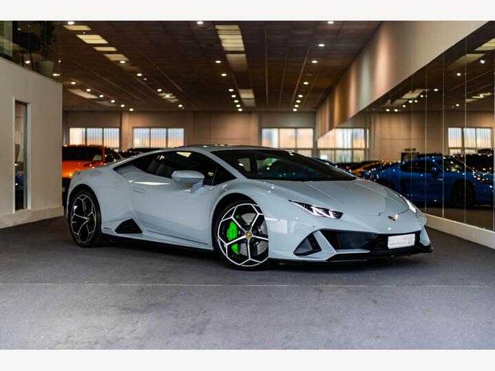 Lamborghini Huracan 5.2 V10 LP 640-4 EVO LDF 4WD Euro 6 (s/s) 2dr Lamborghini Huracan 5.2 V10 LP 640-4 EVO LDF 4WD Euro 6 (s/s) 2dr