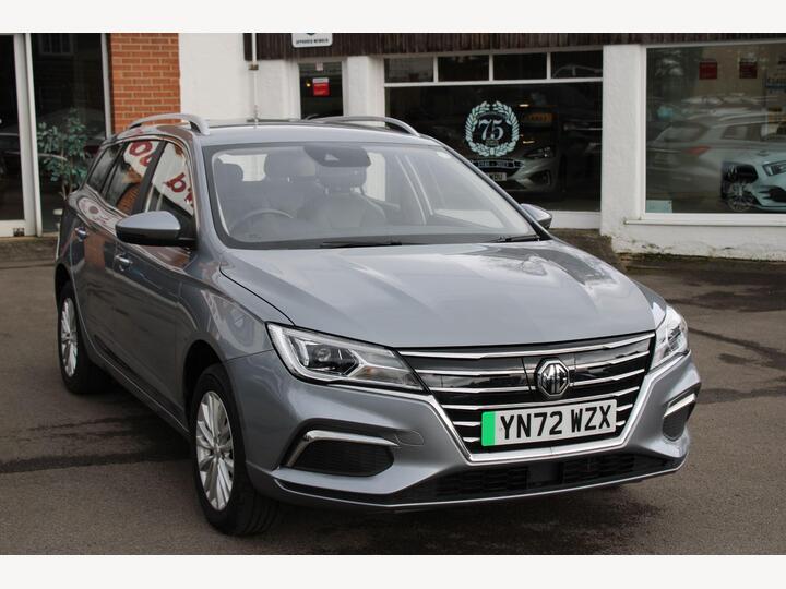 MG MG5 61.1kWh Exclusive Long Range Auto 5dr