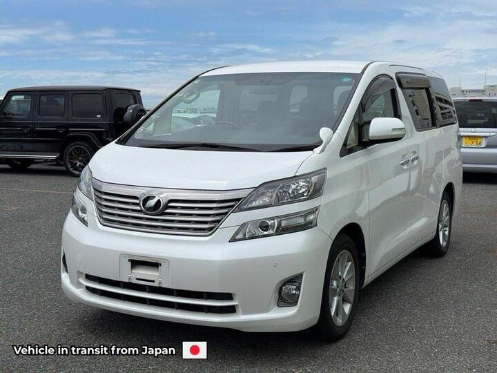 Toyota Vellfire 2.4V (8 Seater) Automatic