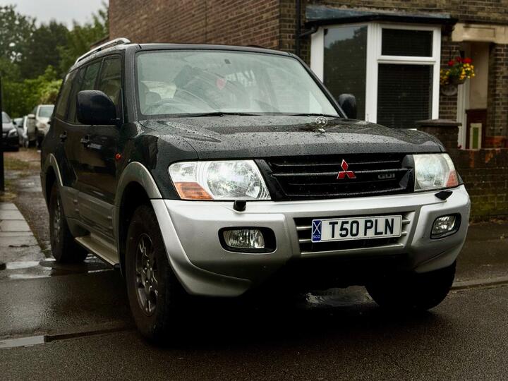 Mitsubishi Shogun 3.5 GLS 5dr