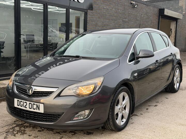 Vauxhall Astra 2.0 CDTi EcoFLEX SRi Euro 5 (s/s) 5dr