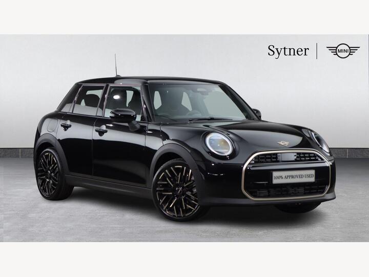 MINI Cooper 1.5C Exclusive Steptronic Euro 6 (s/s) 5dr