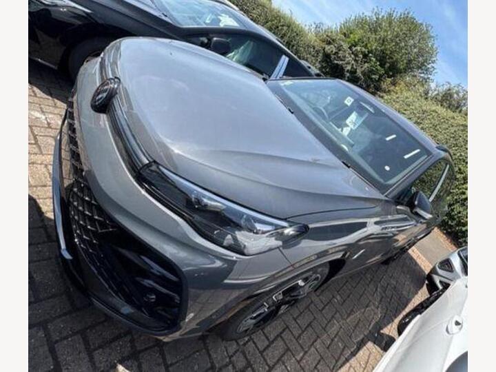Volkswagen Tiguan VOLKSWAGEN Tiguan R-Line 1.5 ETSI 150 PS 7-Speed DSG 5 Door
