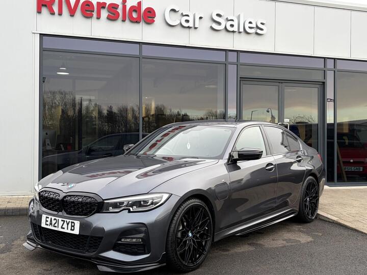 BMW 3 Series 2.0 330e 12kWh M Sport Auto Euro 6 (s/s) 4dr
