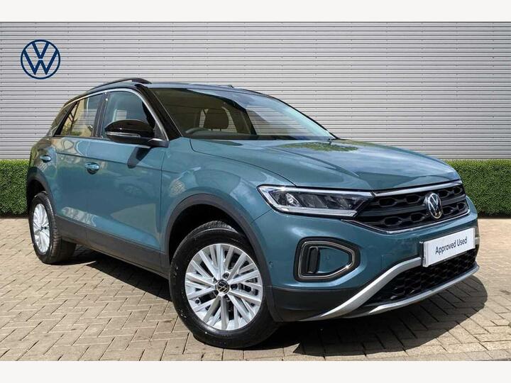 Volkswagen T-roc 1.0 TSI Life Euro 6 (s/s) 5dr Volkswagen T-roc 1.0 TSI Life Euro 6 (s/s) 5dr