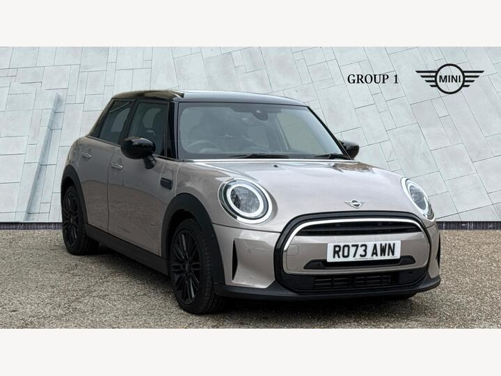 MINI Hatch 1.5 Cooper Exclusive Steptronic Euro 6 (s/s) 5dr