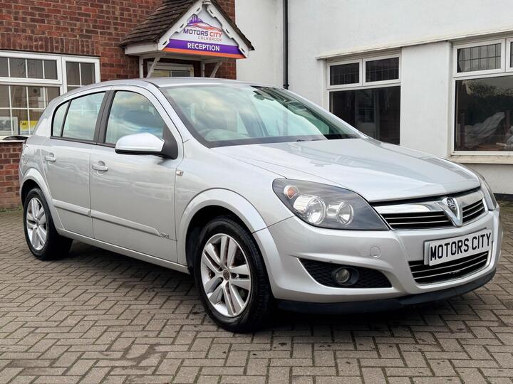 Vauxhall Astra 1.6i 16v SXi 5dr