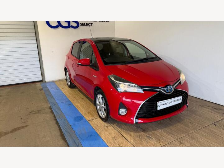 Toyota Yaris 1.5 VVT-h Excel E-CVT Euro 6 5dr (15in Alloy)
