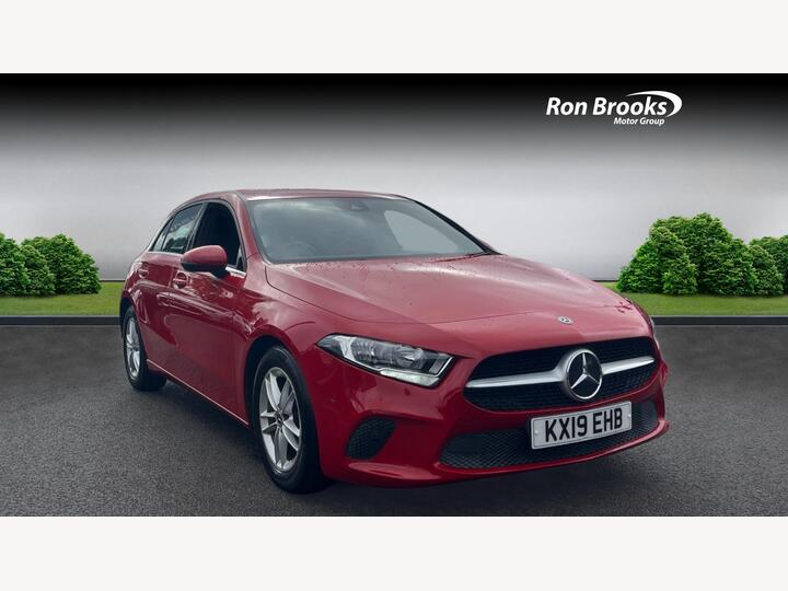 Mercedes-Benz A Class 1.5 A180d SE (Executive) 7G-DCT Euro 6 (s/s) 5dr