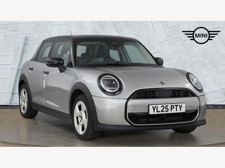 MINI Cooper 1.5C Classic Steptronic Euro 6 (s/s) 5dr