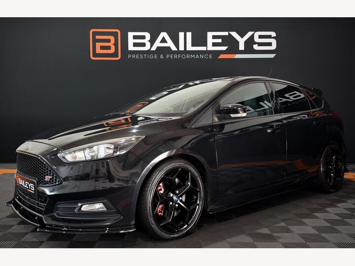 Ford Focus 2.0T EcoBoost ST-2 Euro 6 (s/s) 5dr