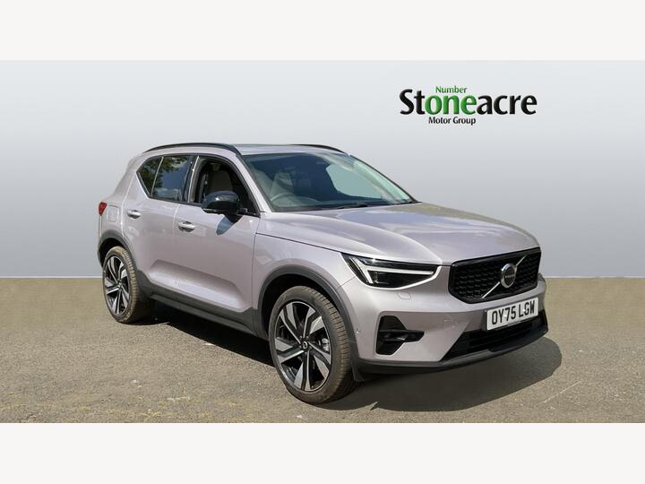 Volvo XC40 2.0 B4 MHEV Ultra Dark DCT Auto Euro 6 (s/s) 5dr