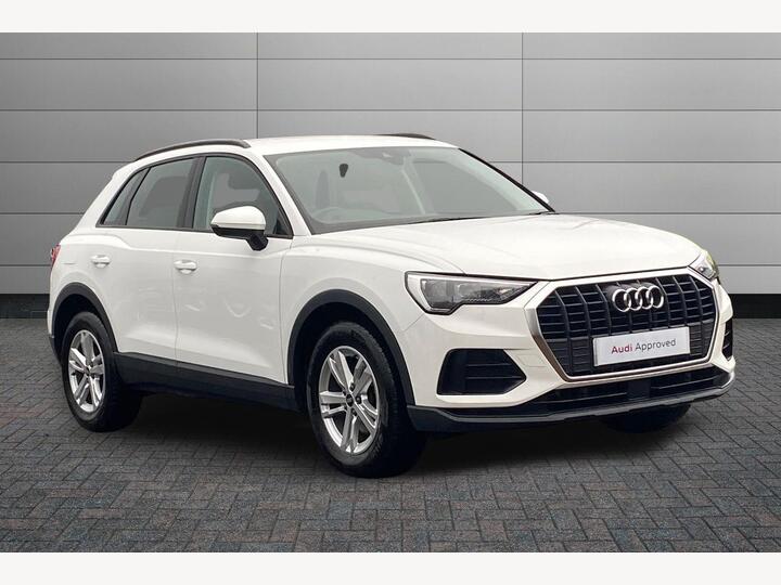 Audi Q3 1.5 TFSI CoD 35 Technik S Tronic Euro 6 (s/s) 5dr