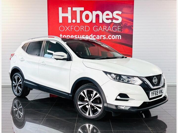 Nissan QASHQAI 1.5 DCi N-Connecta Euro 6 (s/s) 5dr