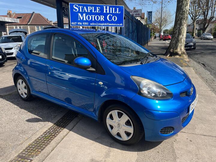 Toyota AYGO 1.0 VVT-i Blue Euro 4 5dr