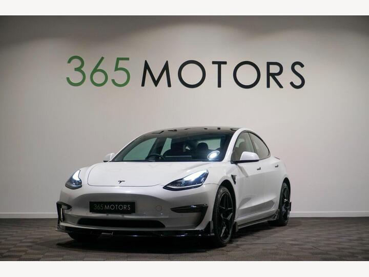 Tesla Model 3 (Dual Motor) Long Range Auto 4WDE 4dr