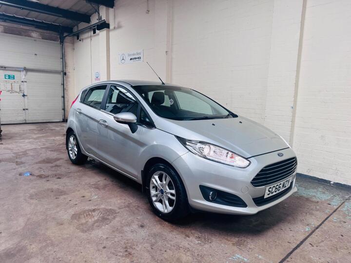 Ford Fiesta 1.25 Zetec Euro 6 5dr
