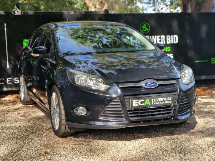 Ford Focus 1.0T EcoBoost Zetec Euro 5 (s/s) 5dr