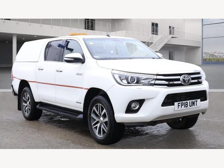 Toyota HI-LUX 2.4 D-4D Invincible 4WD Euro 6 (s/s) 4dr (TSS, 3.5t)