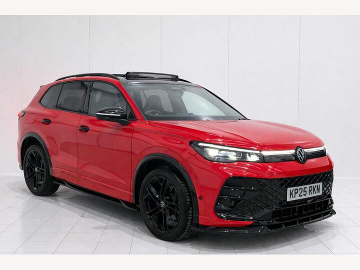 Volkswagen TIGUAN 2.0 TDI R-Line DSG Euro 6 (s/s) 5dr