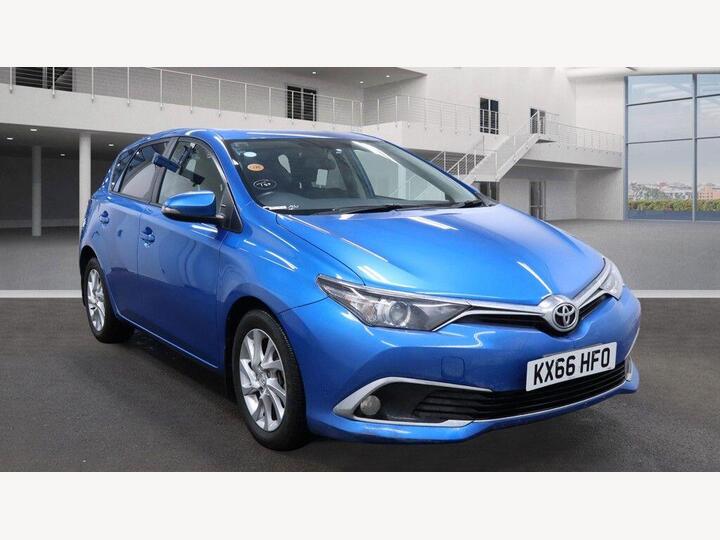 Toyota Corolla Auto 1.8 VVT-I HYBRID ICON Hatchback