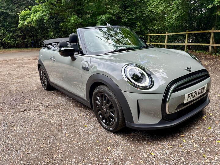 MINI Convertible 1.5 Cooper Classic Euro 6 (s/s) 2dr