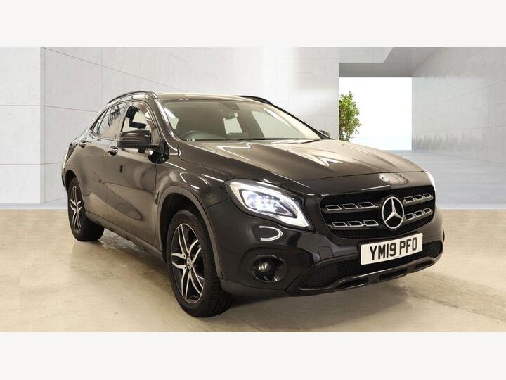 Mercedes-Benz GLA 1.6 GLA180 Urban Edition 7G-DCT Euro 6 (s/s) 5dr