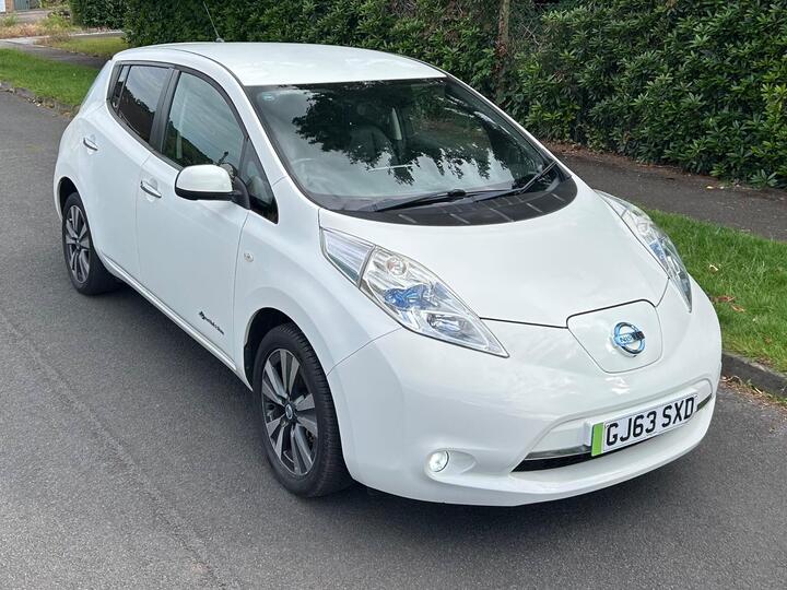 Nissan Leaf 24kWh Tekna Auto 5dr Nissan Leaf 24kWh Tekna Auto 5dr