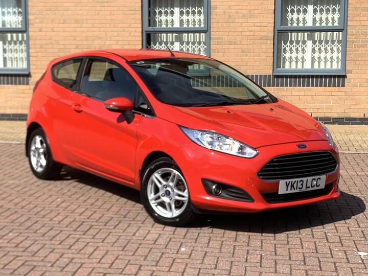 Ford FIESTA 1.0 Zetec Euro 5 (s/s) 3dr