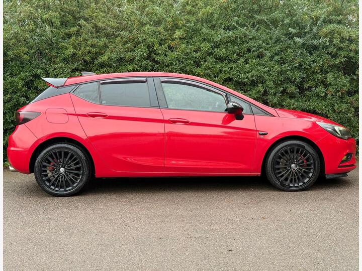 Vauxhall Astra 1.6 CDTi BlueInjection Elite Nav Euro 6 (s/s) 5dr