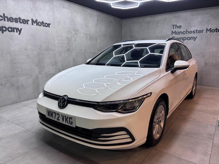 Volkswagen Golf 1.5 TSI Life Euro 6 (s/s) 5dr Volkswagen Golf 1.5 TSI Life Euro 6 (s/s) 5dr