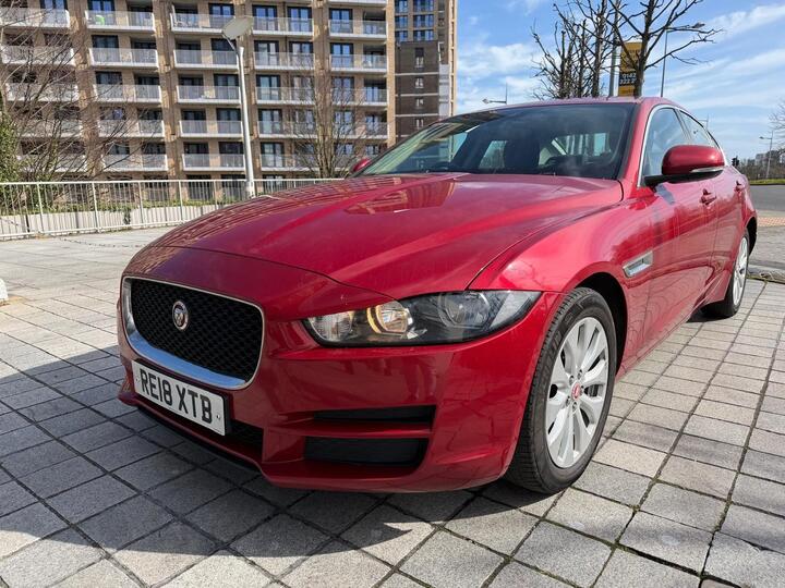 Jaguar XE 2.0d SE Auto Euro 6 (s/s) 4dr