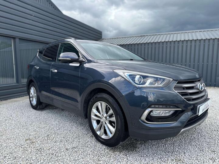 Hyundai SANTA FE 2.2 CRDi Blue Drive Premium Auto 4WD Euro 6 (s/s) 5dr (7 Seat) Hyundai SANTA FE 2.2 CRDi Blue Drive Premium Auto 4WD Euro 6 (s/s) 5dr (7 Seat)