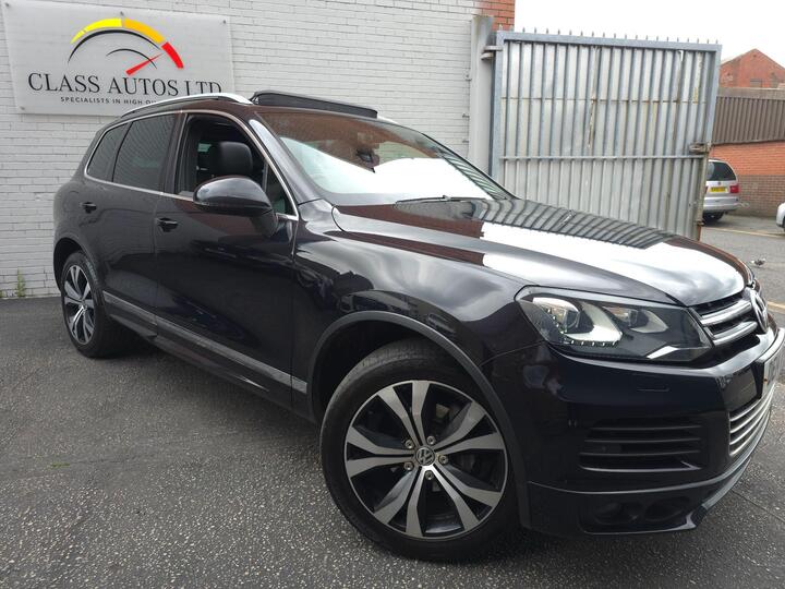 Volkswagen Touareg 3.0 TDI V6 BlueMotion Tech R-Line Tiptronic 4WD Euro 5 (s/s) 5dr