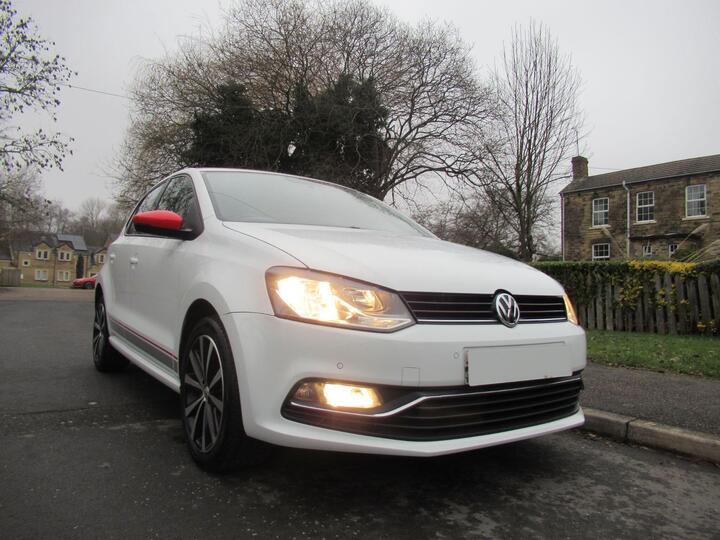 Volkswagen Polo 1.0 BlueMotion Tech Beats Euro 6 (s/s) 5dr Volkswagen Polo 1.0 BlueMotion Tech Beats Euro 6 (s/s) 5dr