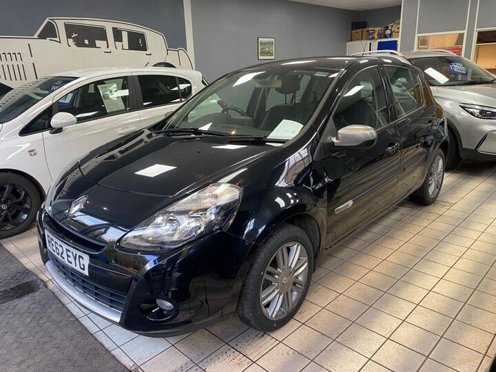 Renault CLIO 1.2 Dynamique TomTom Euro 5 5dr